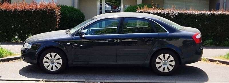 Schwarz Gebraucht 2003 Audi A4 Limousine | 1.000 € (Superpreis) - Bild 1/4
