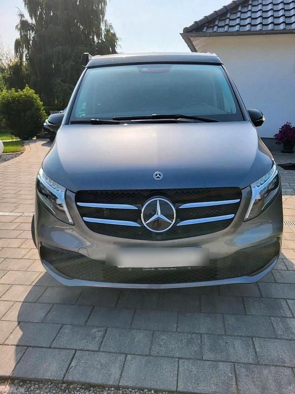 Grau Gebraucht 2022 Mercedes V300 Marco Polo Van / Kleinbus | 57.500 € (Guter Preis) - Bild 1/4