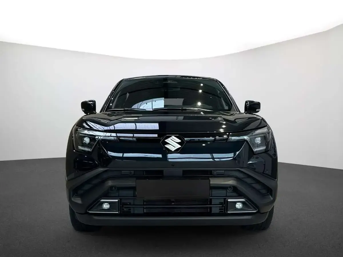 Neu Suzuki e-Vitara Comfort+ 127 kW (174 PS) 2026 Schwarz SUV