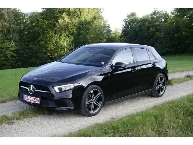 Gebraucht Mercedes A160 Business 109 PS (80 kW) 2019 Schwarz Kleinwagen