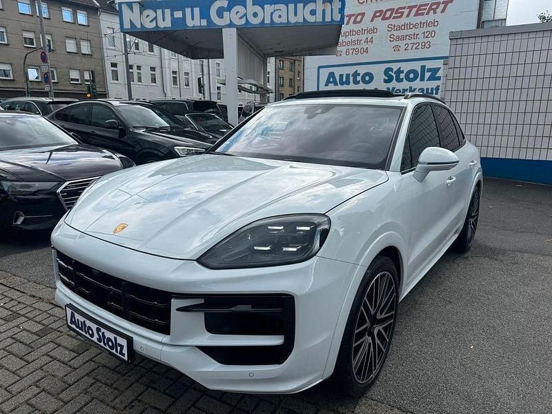 Weiß Gebraucht 2025 Porsche Cayenne Sport SUV | 91.900 € (Guter Preis) - Bild 1/4