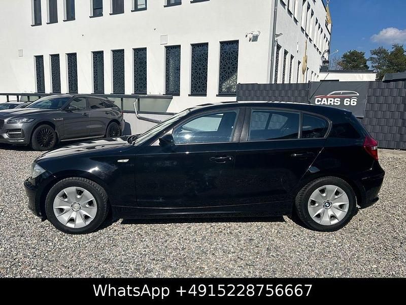 Gebraucht BMW 120 Advantage 177 PS (130 kW) 2009 Schwarz Kleinwagen