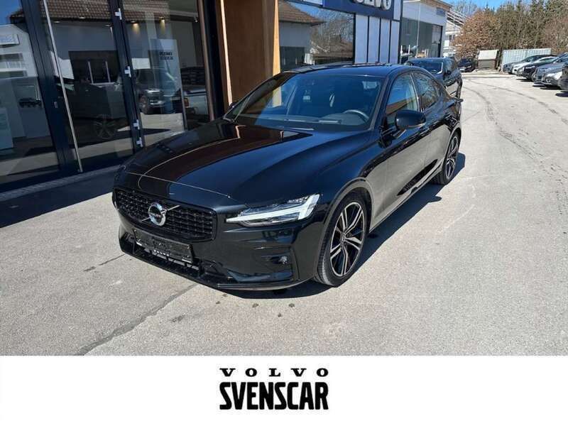 Schwarz Gebraucht 2021 Volvo S60 R-Design Limousine | 31.990 € (Fairer Preis) - Bild 1/4