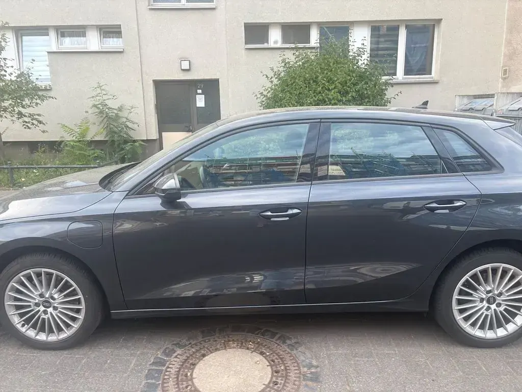 Gebraucht Audi A3 204 PS (150 kW) 2022 Grau Limousine