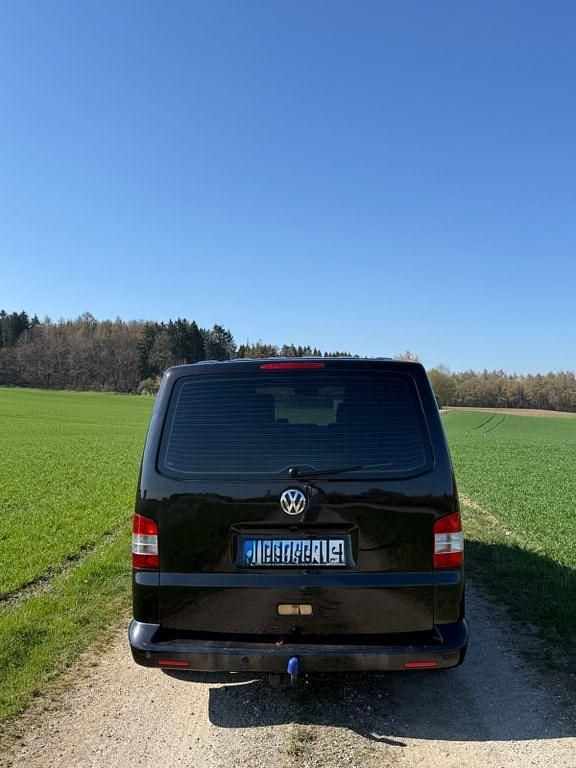 Second-hand VW T5 102 CP (75 kW) 2007 Negru Van