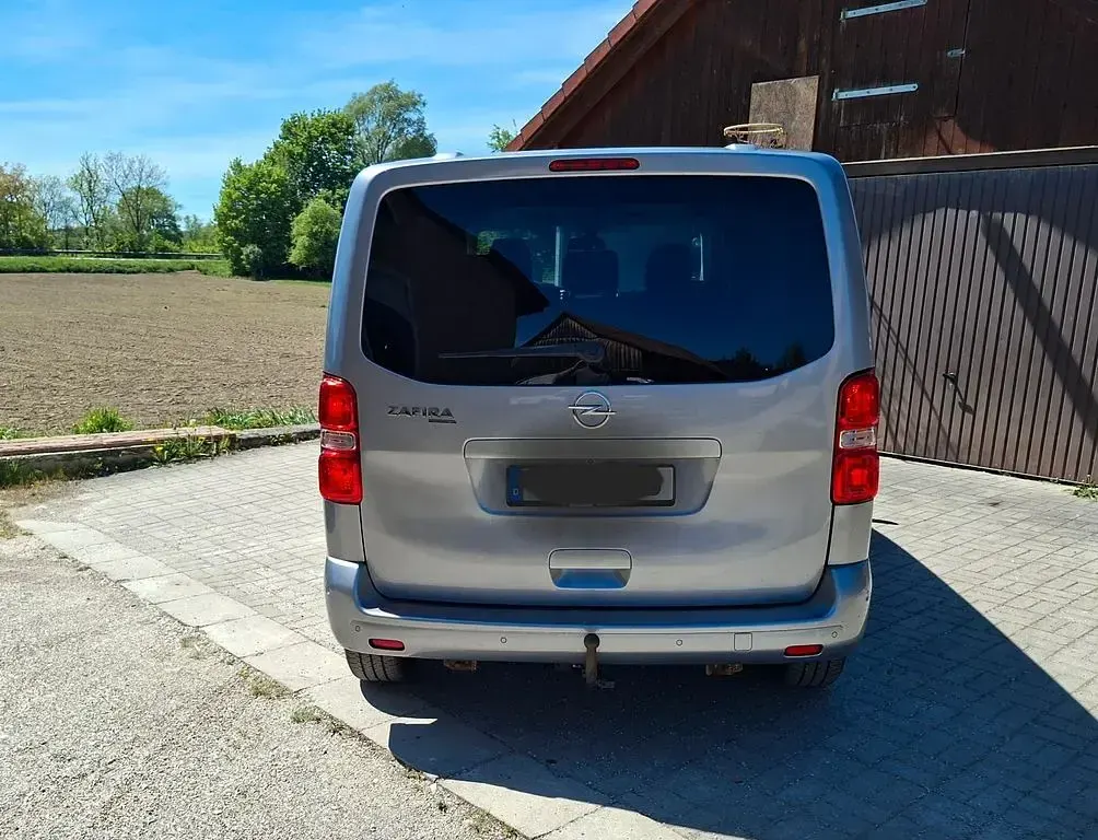 Gebraucht Opel Zafira Life Innovation 150 PS (110 kW) 2019 Grau Van / Kleinbus