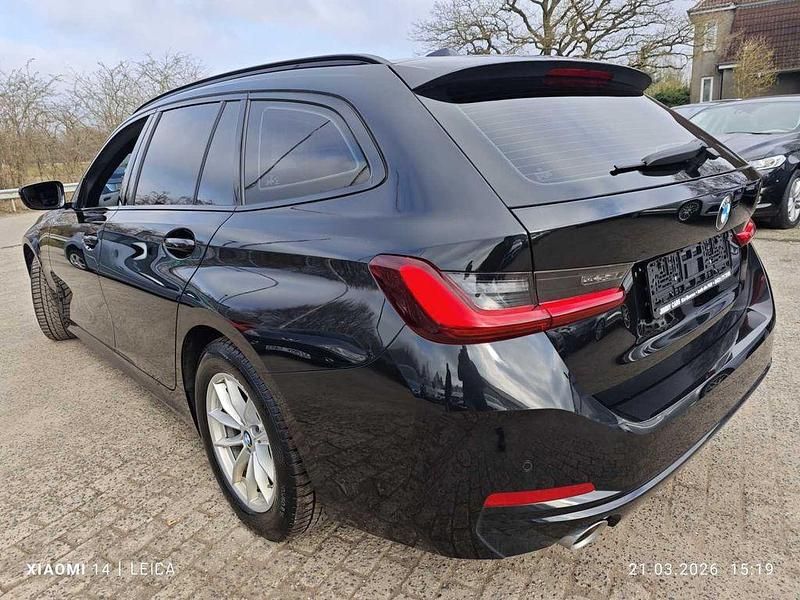 Gebraucht BMW 318 Performance 150 PS (110 kW) 2022 Schwarz Kombi
