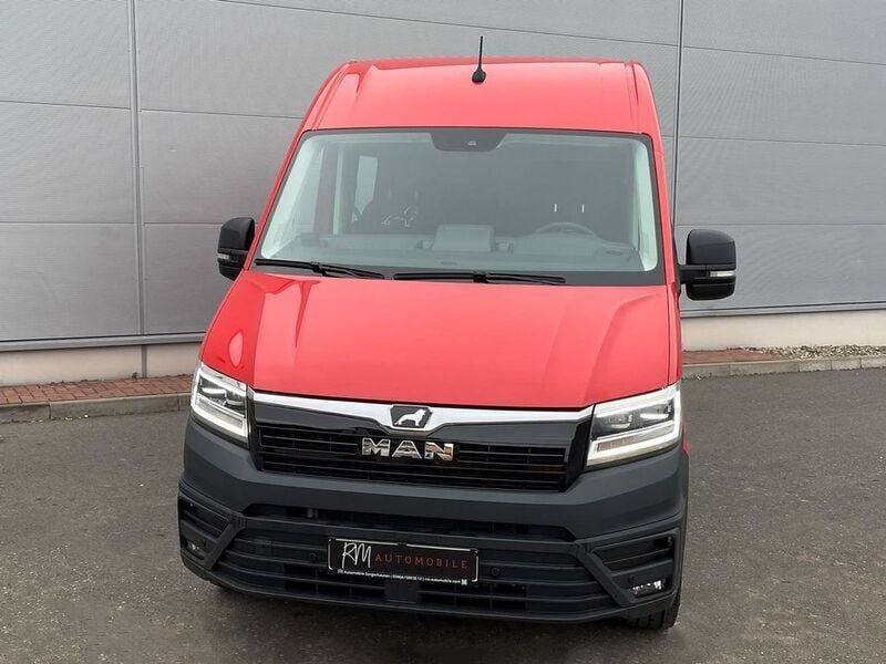 Neu MAN TGE 163 PS (119 kW) 2025 Rot Van