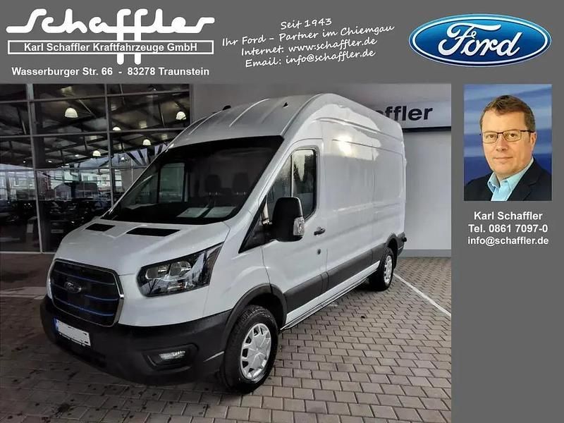 Frostweiß Gebraucht 2024 Ford E-Transit Trend Van | 57.990 € - Bild 1/4