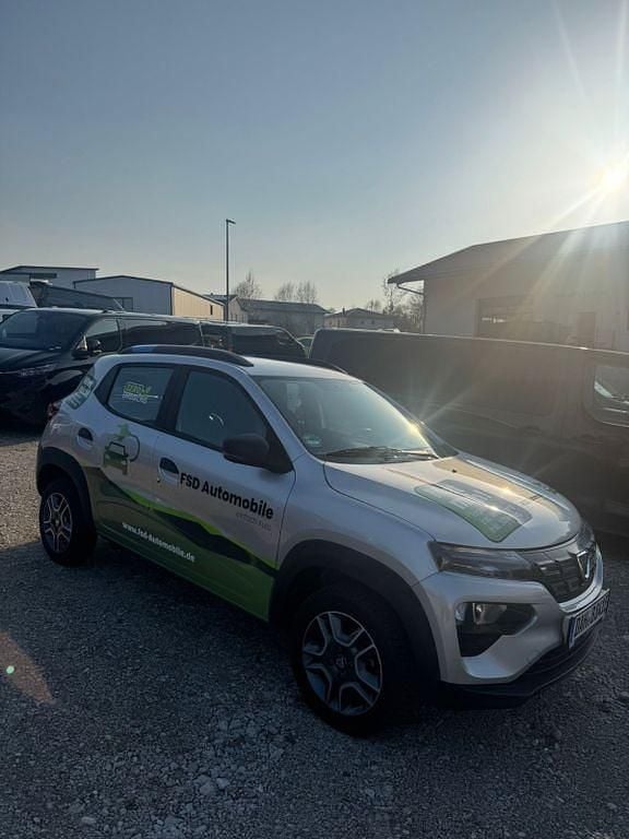 Gebraucht Dacia Spring Comfort 33 kW (45 PS) 2021 Weiß Kleinwagen