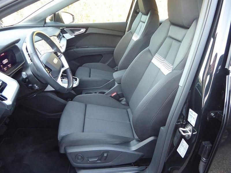 Gebraucht Audi Q4 e-tron Sport 125 kW (170 PS) 2023 Schwarz SUV