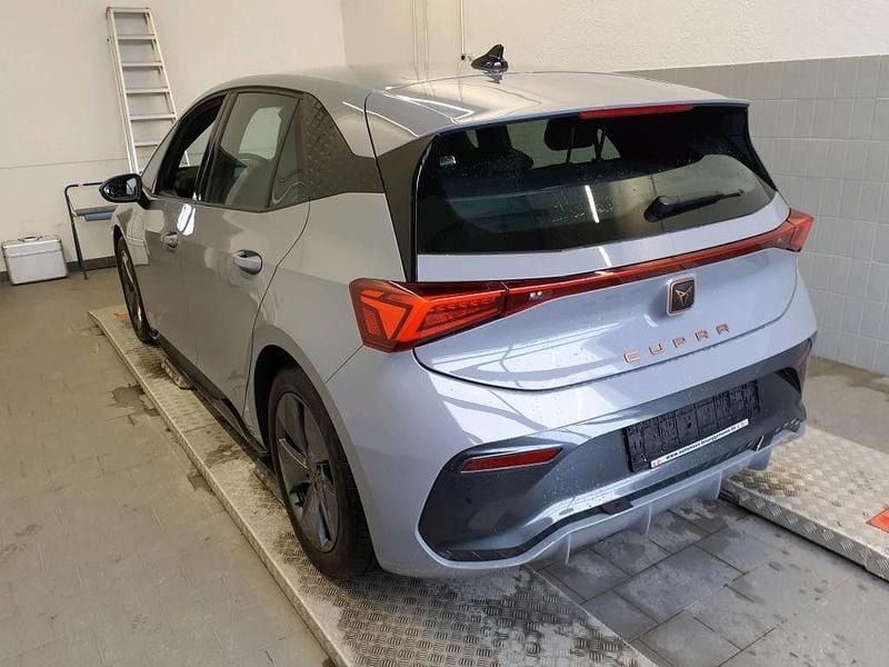 Gebraucht Cupra Born 150 kW (204 PS) 2024 Grau Kleinwagen