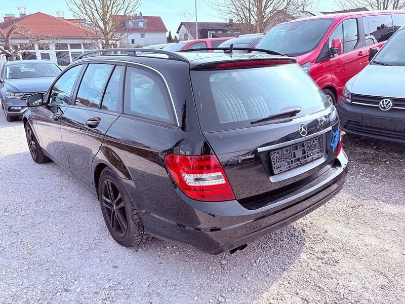Gebraucht Mercedes C200 136 PS (100 kW) 2013 Schwarz Limousine