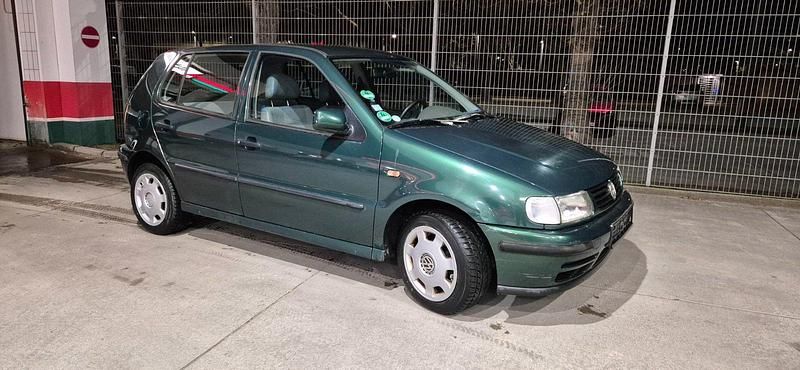 Gebraucht VW Polo 60 PS (44 kW) 1998 Grün Kleinwagen