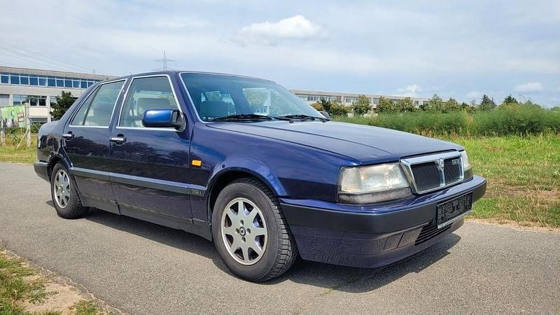 Blau Gebraucht 1992 Lancia Thema Limousine | 3.800 € - Bild 1/4