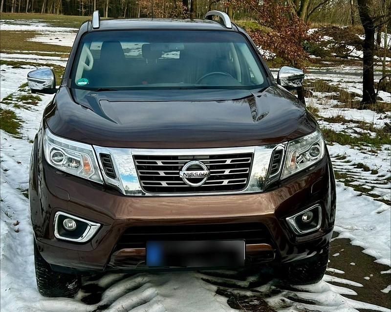 Gebraucht Nissan Navara 190 PS (139 kW) 2016 Braun Pickup