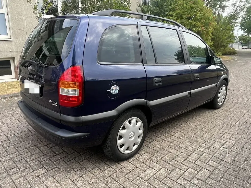 Gebraucht Opel Zafira Elegance 116 PS (85 kW) 2000 Blau Van / Kleinbus