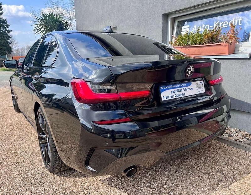 Gebraucht BMW 320 M Sport 190 PS (139 kW) 2021 Schwarz Limousine