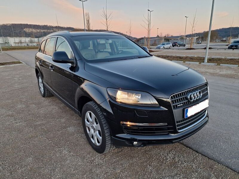 Schwarz Gebraucht 2007 Audi Q7 Design SUV | 8.300 € (Guter Preis) - Bild 1/4