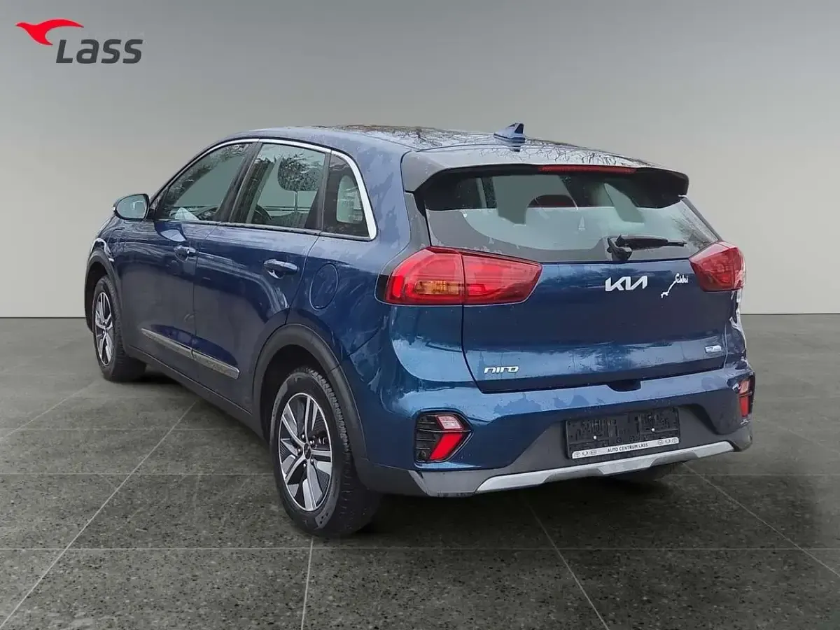 Gebraucht Kia Niro 141 PS (103 kW) 2022 Blau SUV