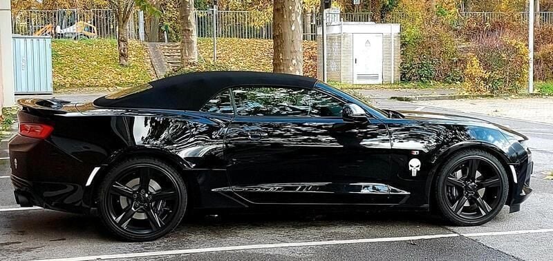 Schwarz Gebraucht 2019 Chevrolet Camaro Cabrio | 52.500 € (Teuer) - Bild 1/4