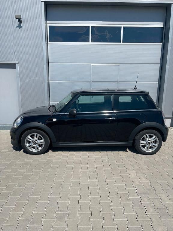 Usata Mini ONE 98 CV (72 kW) 2013 Nero Utilitaria