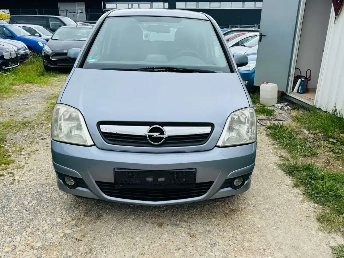 Gebraucht Opel Meriva Catch Me 105 PS (77 kW) 2008 Lichtsilber m2 Van / Kleinbus