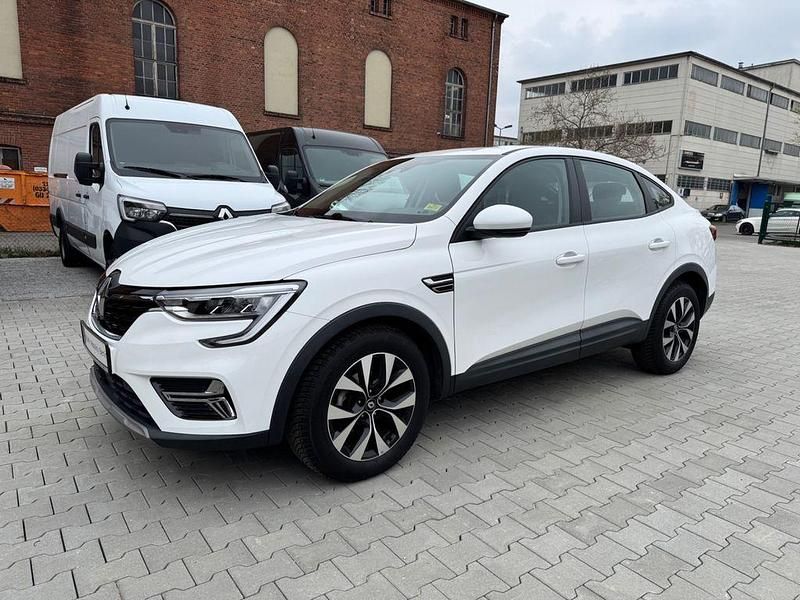 Gebraucht Renault Arkana Equilibre 140 PS (102 kW) 2023 Weiß SUV