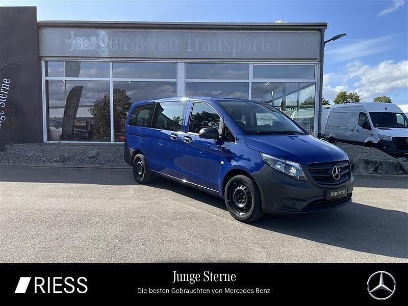 Atlantisblau Gebraucht 2021 Mercedes Vito Van / Kleinbus | 26.970 € (Superpreis) - Bild 1/4