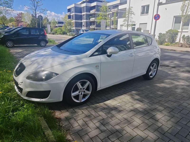 Second-hand Seat Leon Reference 125 CP (91 kW) 2009 Alb Hatchback
