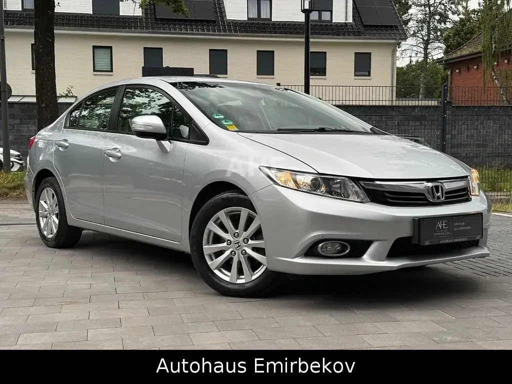 Gebraucht Honda Civic 141 PS (103 kW) 2013 Silber Limousine
