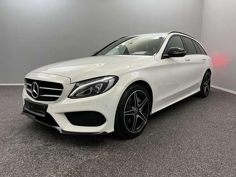 Weiß Gebraucht 2016 Mercedes C200 AMG line Kombi | 22.199 € (Fairer Preis) - Bild 1/4