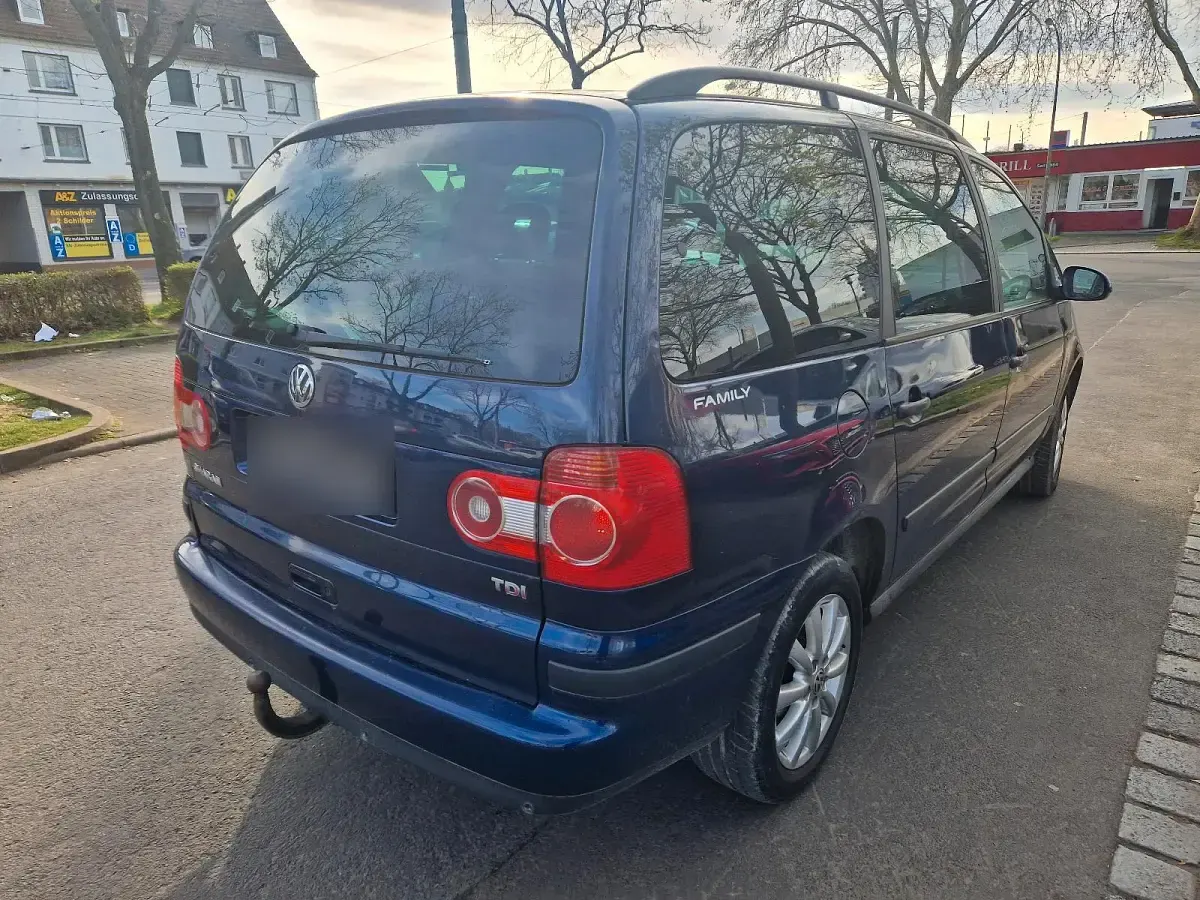 Gebraucht VW Sharan 131 PS (96 kW) 2004 Blau Van / Kleinbus