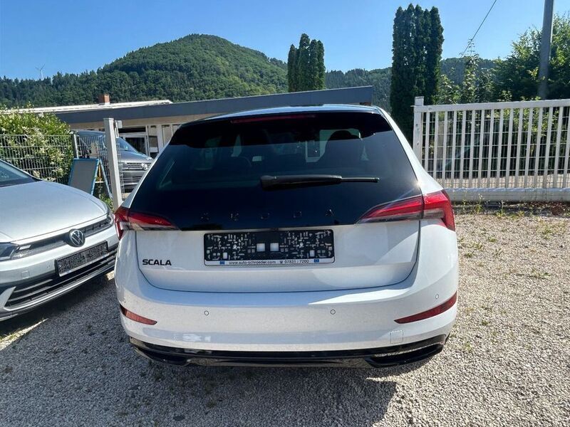 Gebraucht Skoda Scala Monte Carlo 110 PS (80 kW) 2024 Weiß Kleinwagen