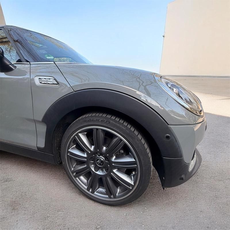 Käytetty Mini Cooper Essential 136 HP (100 kW) 2020 Harmaa Viistoperä
