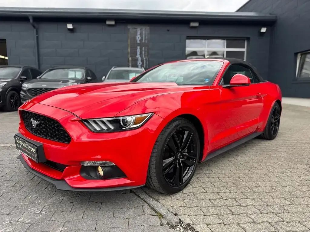 Gebraucht Ford Mustang Convertible 317 PS (233 kW) 2017 Rot Cabrio