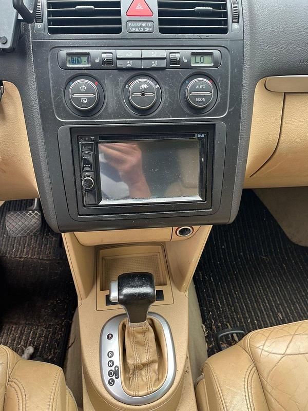 Gebraucht VW Touran 103 PS (75 kW) 2004 Schwarz Van / Kleinbus