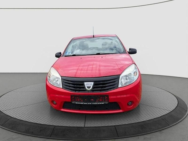 Gebraucht Dacia Sandero Basis 75 PS (55 kW) 2009 Rot Limousine