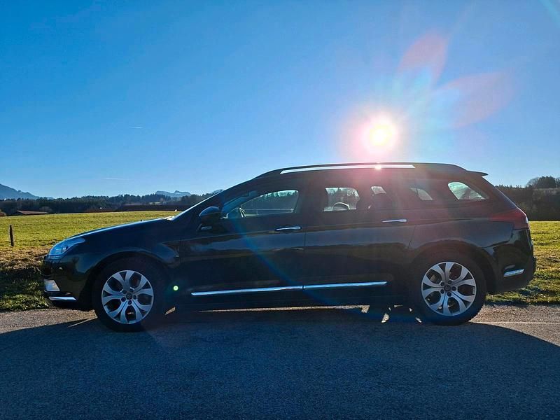 Gebraucht Citroën C5 Business Class 140 PS (102 kW) 2015 Braun Kombi