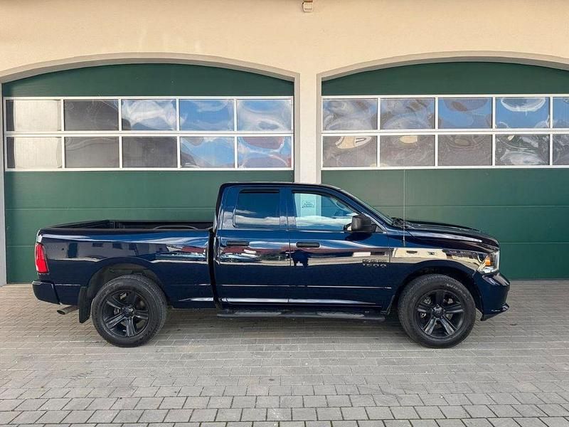 Blau Gebraucht 2018 Dodge Ram Abholung | 27.999 € - Bild 1/4