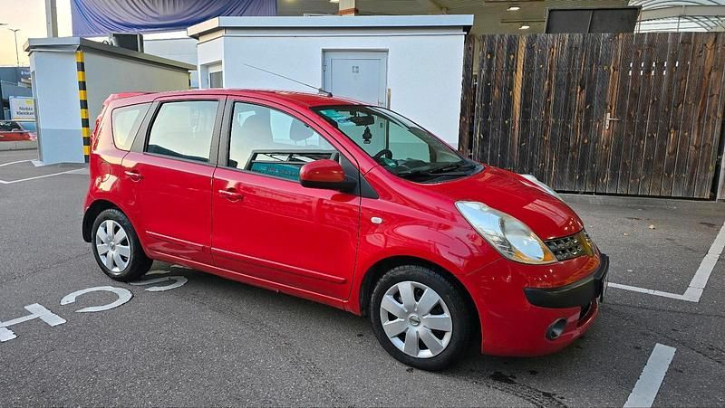 Gebraucht Nissan Note 88 PS (64 kW) 2006 Rot Kleinwagen