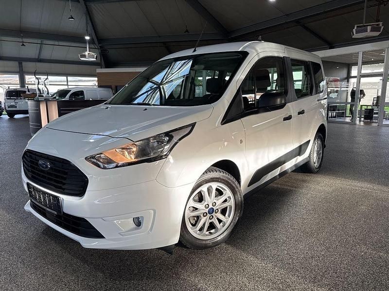 Weiß Gebraucht 2021 Ford Tourneo Trend Van / Kleinbus | 19.480 € (Superpreis) - Bild 1/4