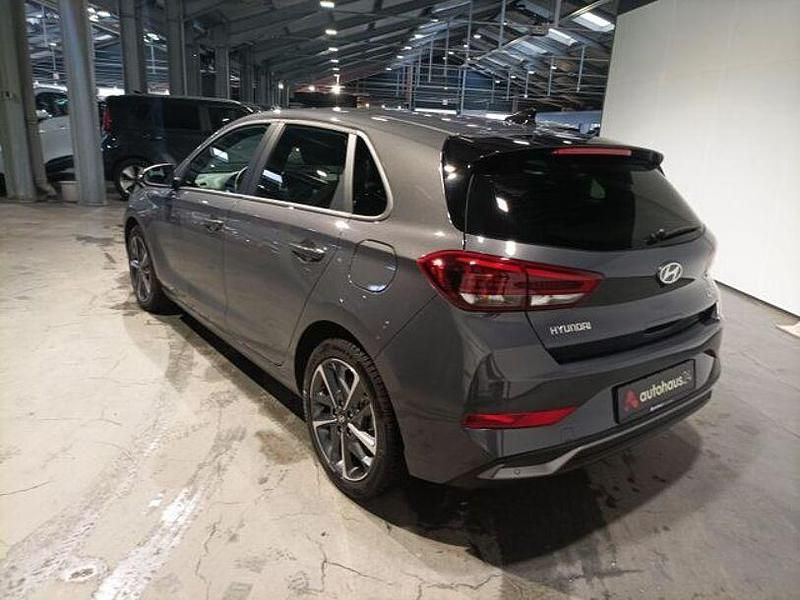 Gebraucht Hyundai i30 Advantage 101 PS (74 kW) 2025 Grau Limousine