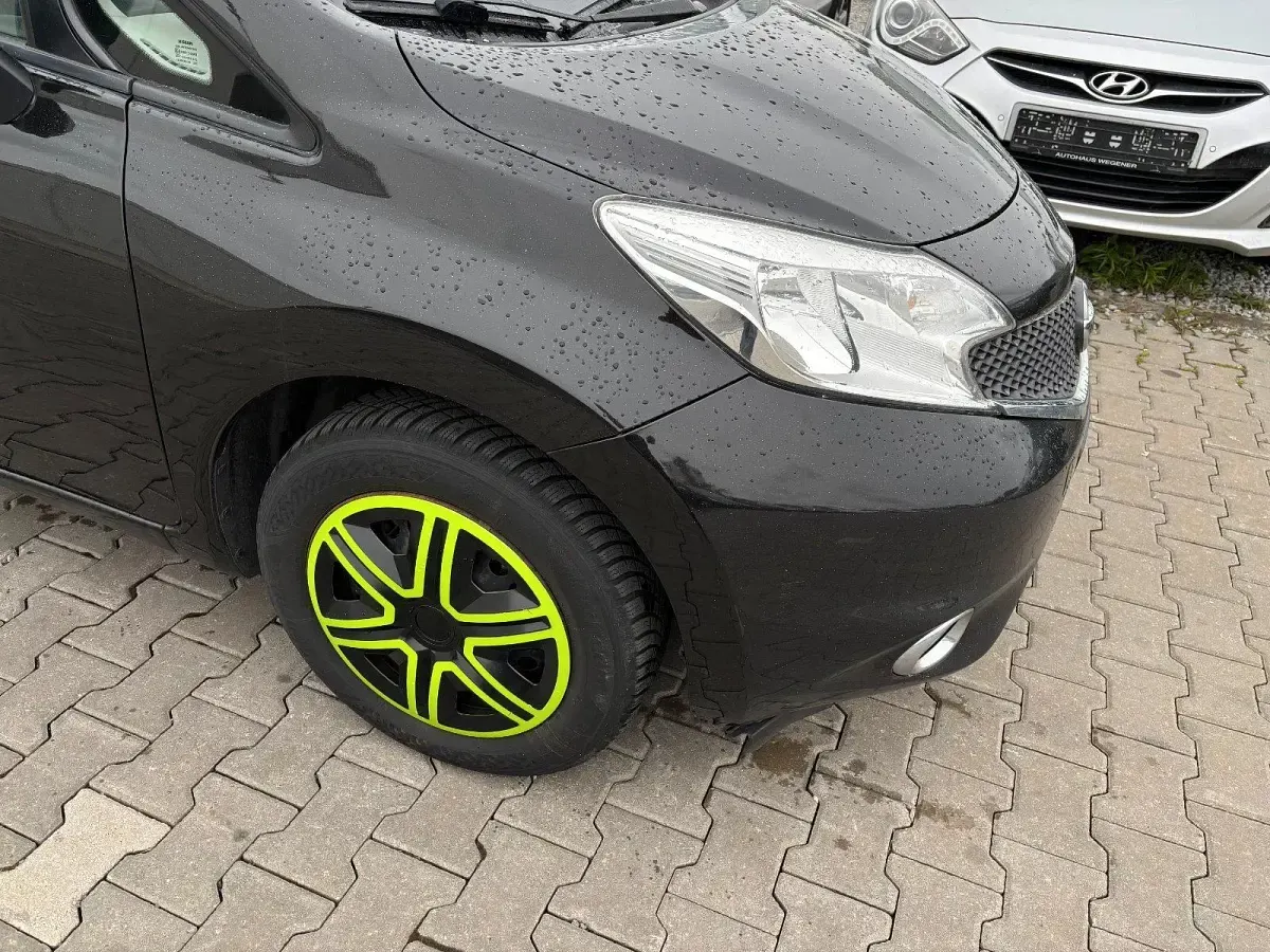 Gebraucht Nissan Note 360º 90 PS (66 kW) 2013 Schwarz Kleinwagen