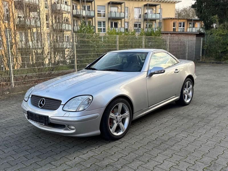 Gebraucht Mercedes SLK200 163 PS (119 kW) 2000 Silber Cabrio
