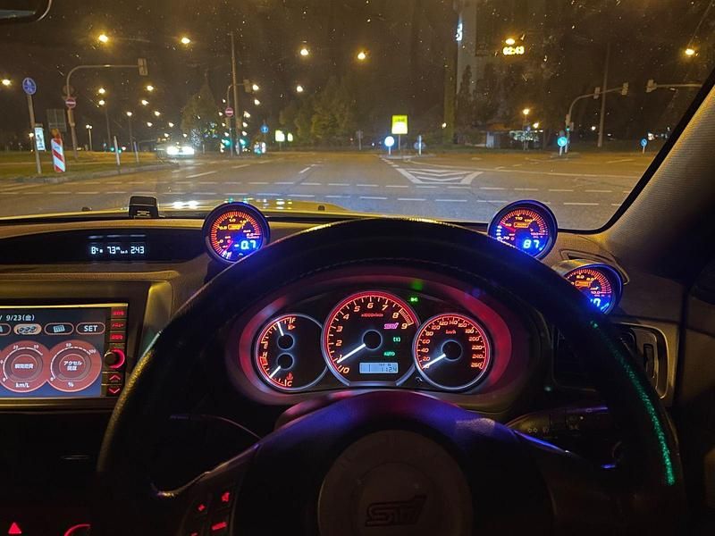 Gebraucht Subaru WRX STI 309 PS (227 kW) 2008 Weiß Coupé