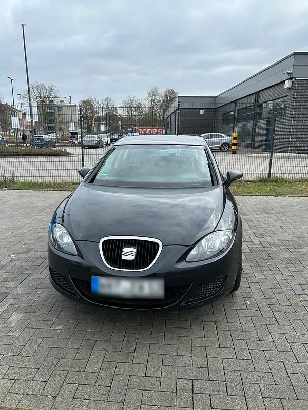 Second-hand Seat Leon 75 CP (55 kW) 2005 Negru Hatchback