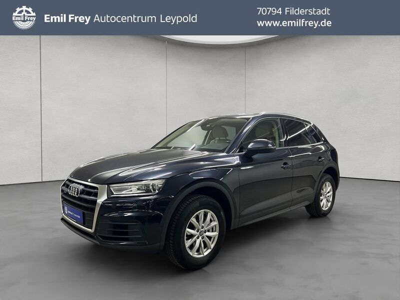 Mondscheinblau metallic Gebraucht 2020 Audi Q5 Sport SUV | 26.490 € (Superpreis) - Bild 1/4