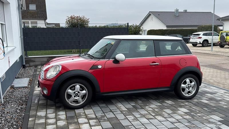Gebraucht Mini Cooper 120 PS (88 kW) 2009 Rot Kleinwagen