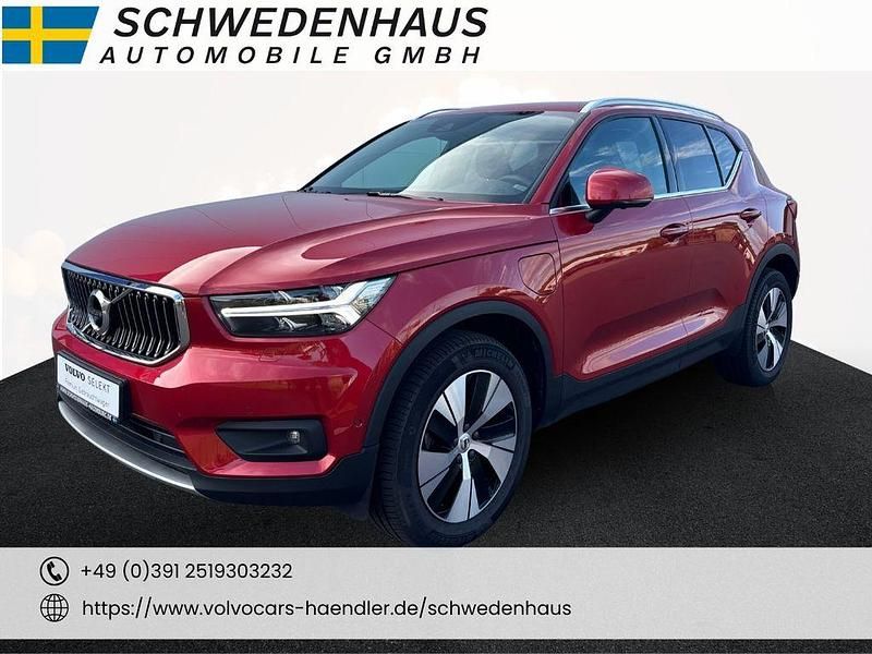 Rot Gebraucht 2022 Volvo XC40 Inscription SUV | 29.900 € (Guter Preis) - Bild 1/4